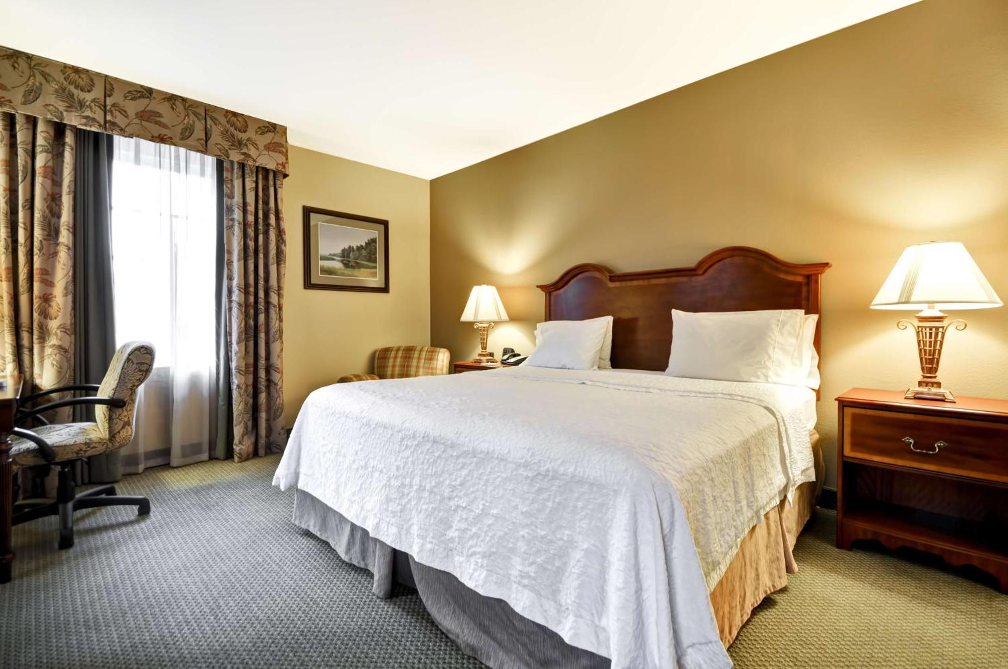 Hampton Inn Charleston-Historic District Bagian luar foto
