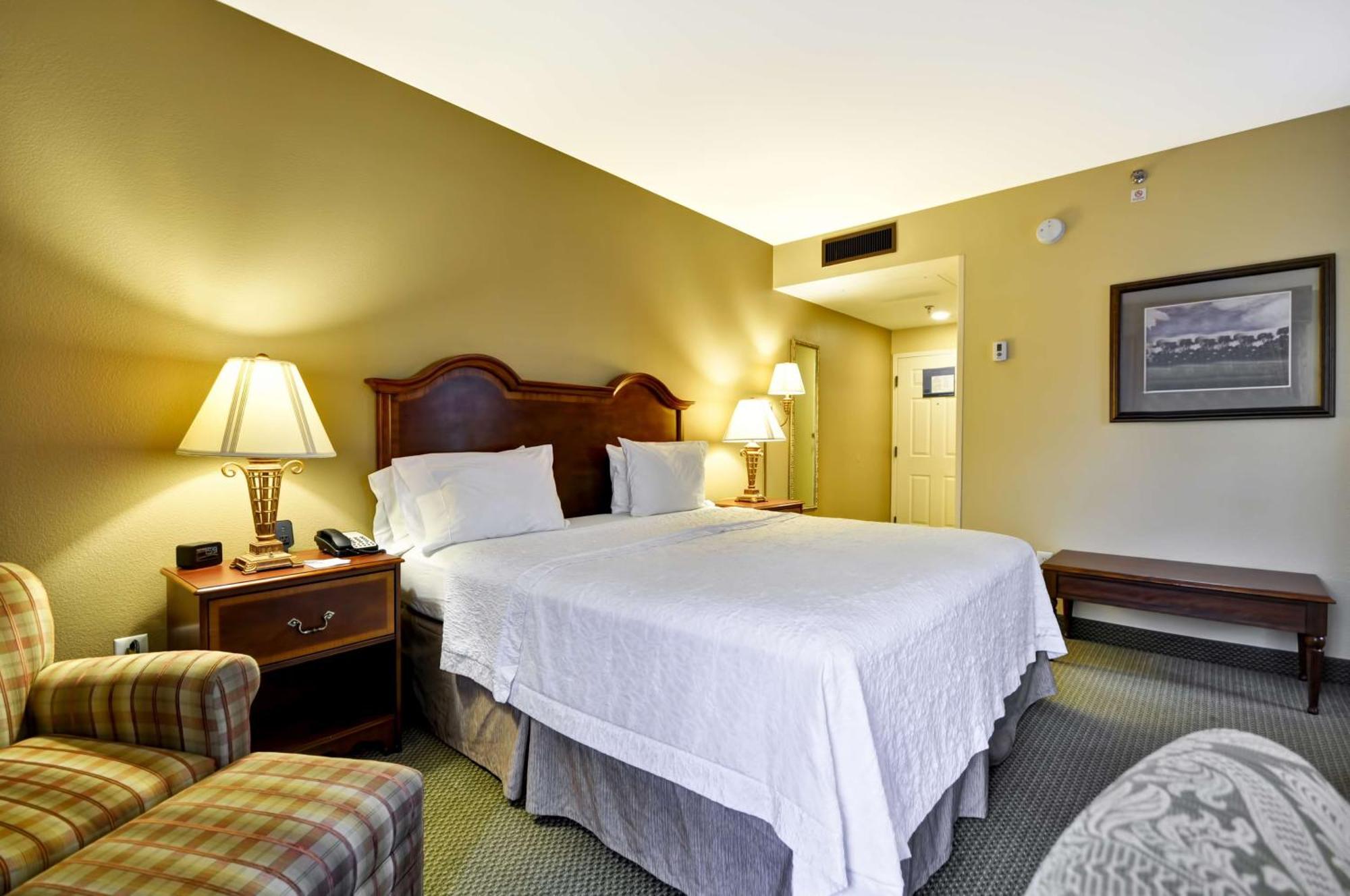 Hampton Inn Charleston-Historic District Bagian luar foto