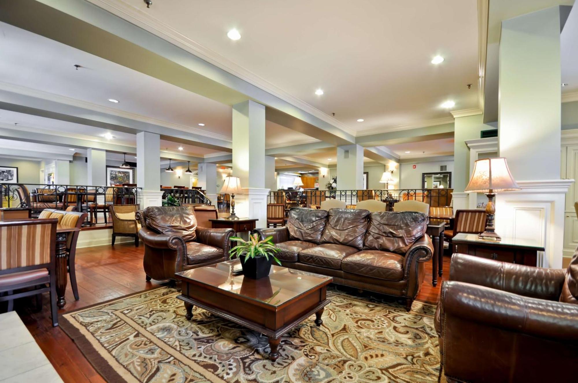 Hampton Inn Charleston-Historic District Bagian luar foto