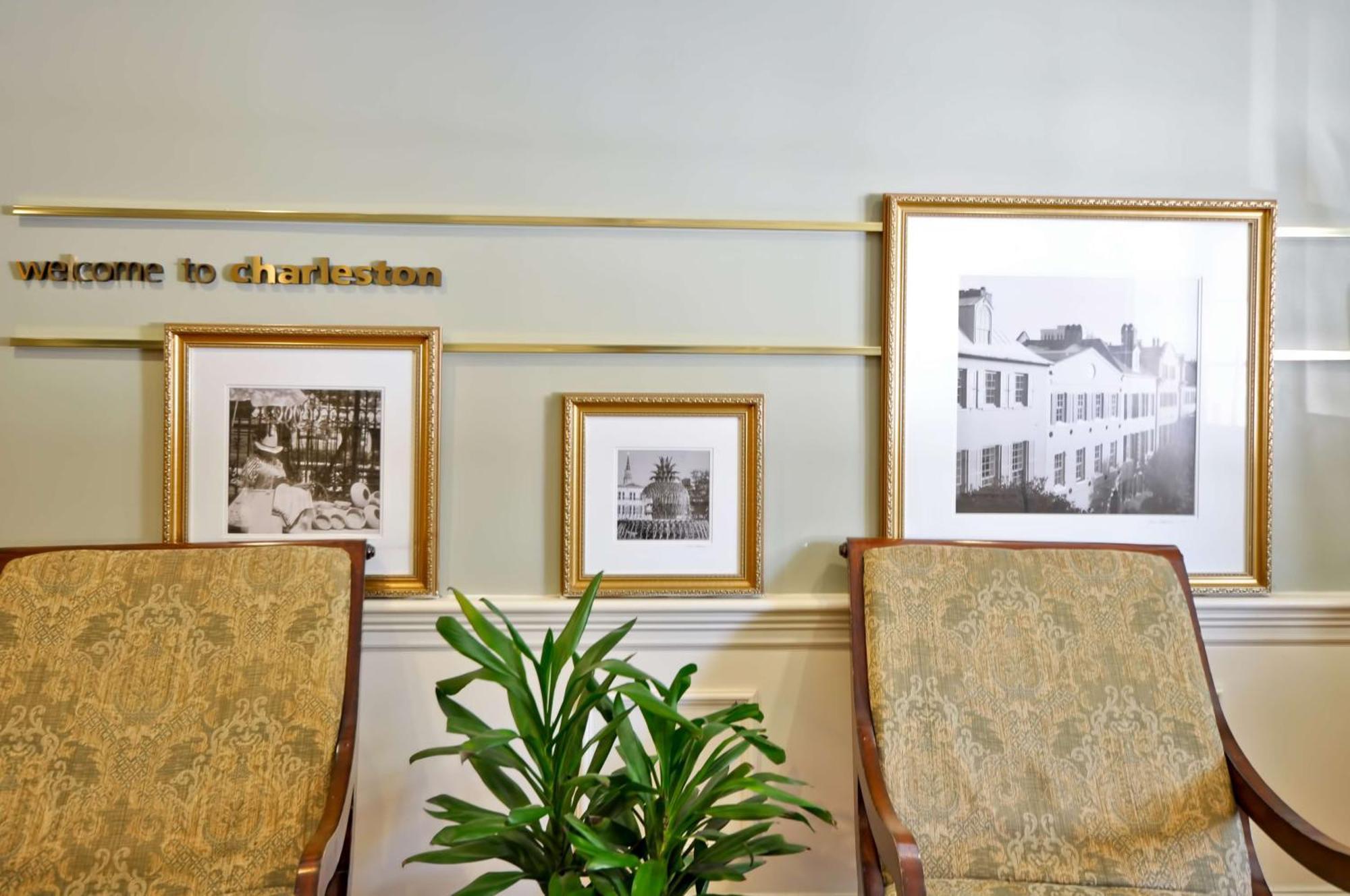 Hampton Inn Charleston-Historic District Bagian luar foto