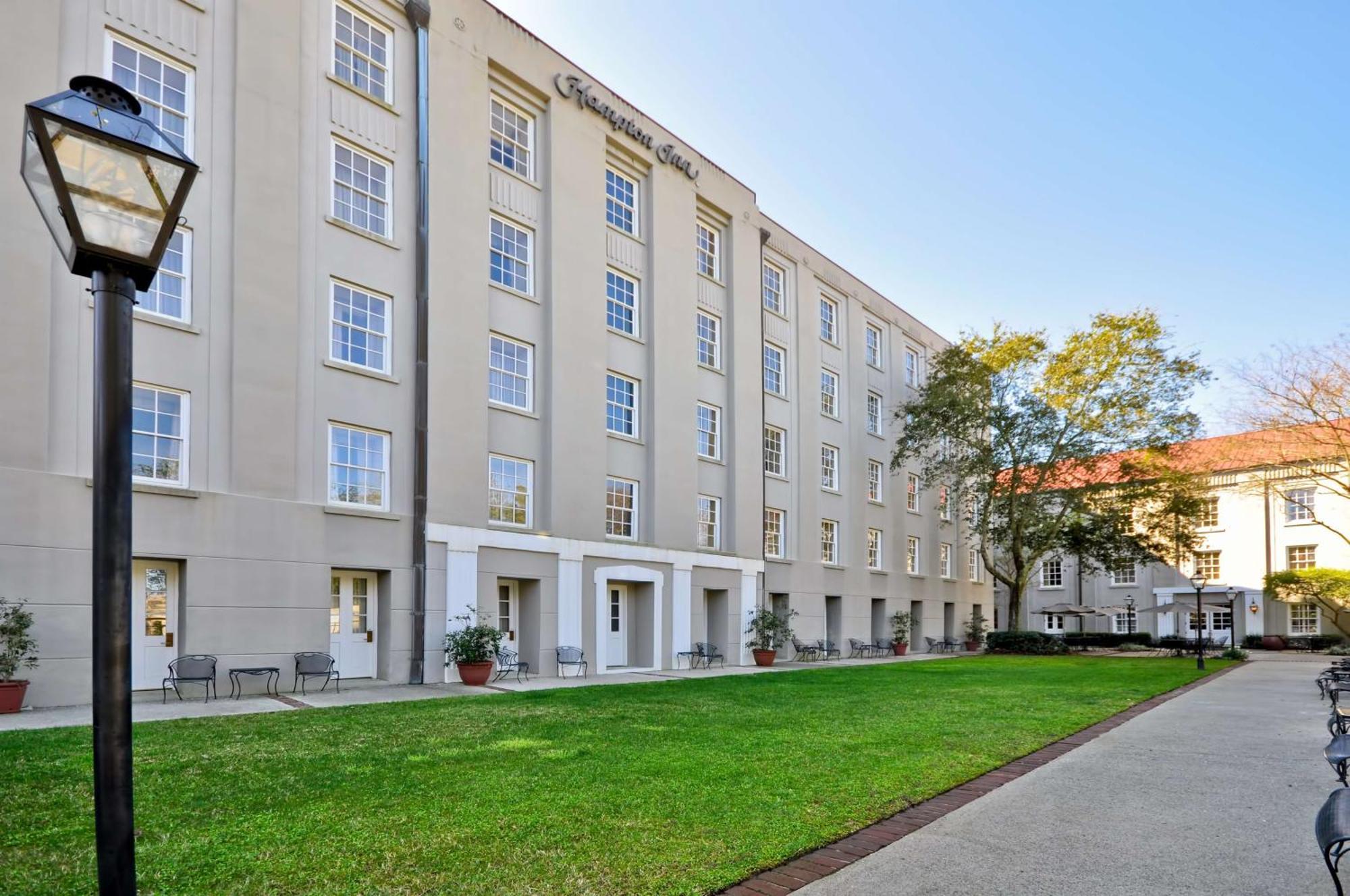 Hampton Inn Charleston-Historic District Bagian luar foto
