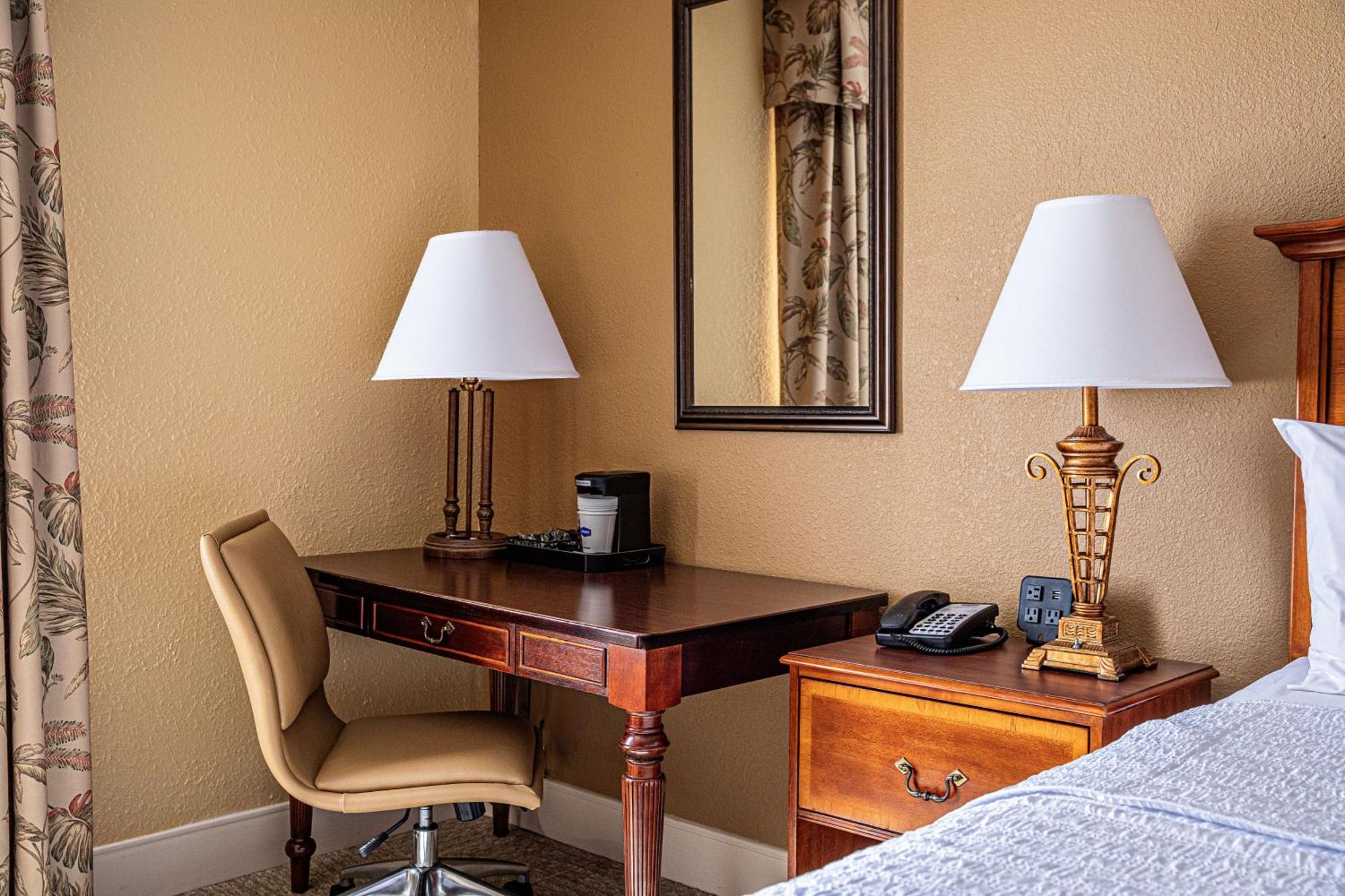 Hampton Inn Charleston-Historic District Bagian luar foto