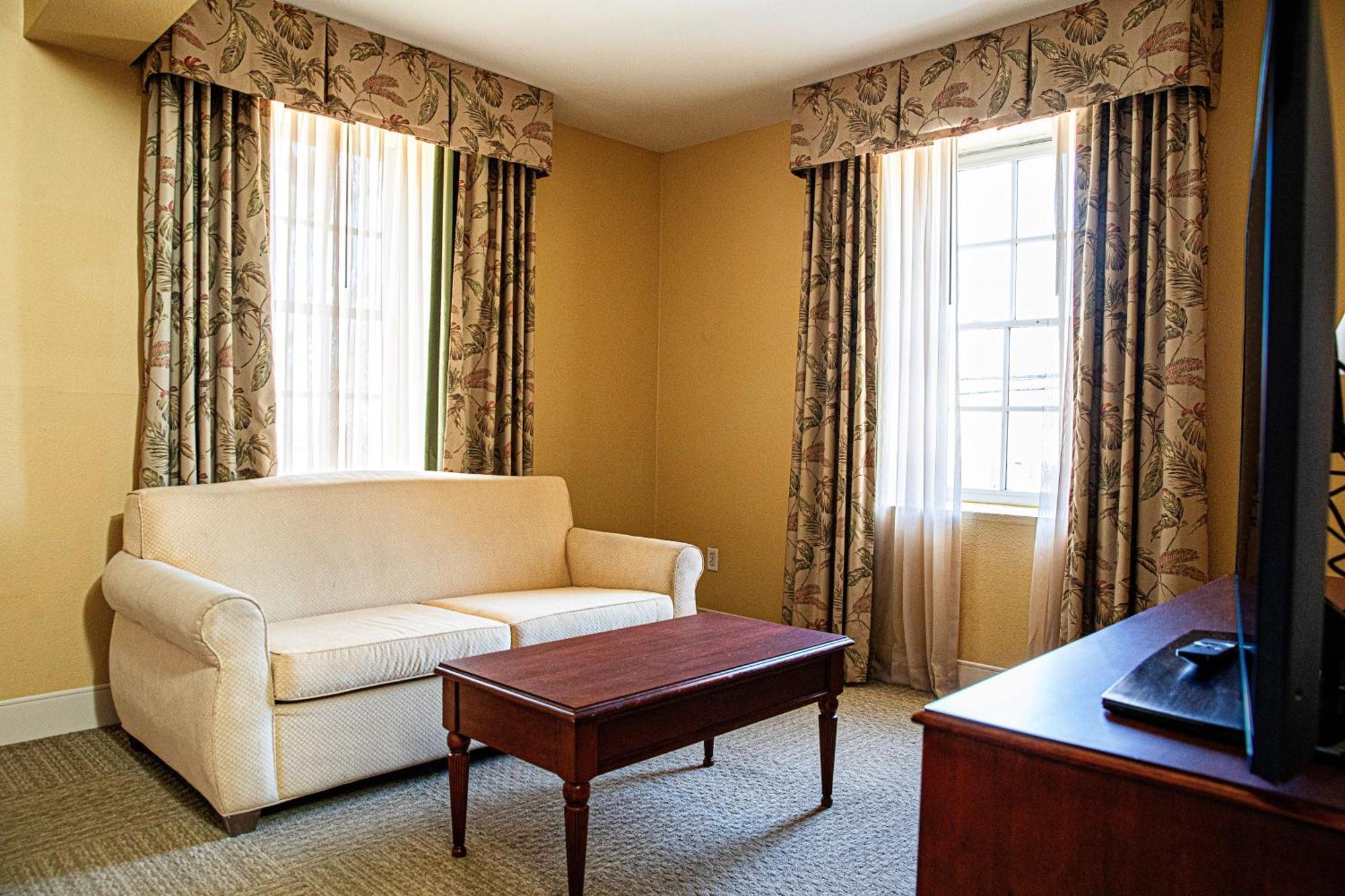 Hampton Inn Charleston-Historic District Bagian luar foto